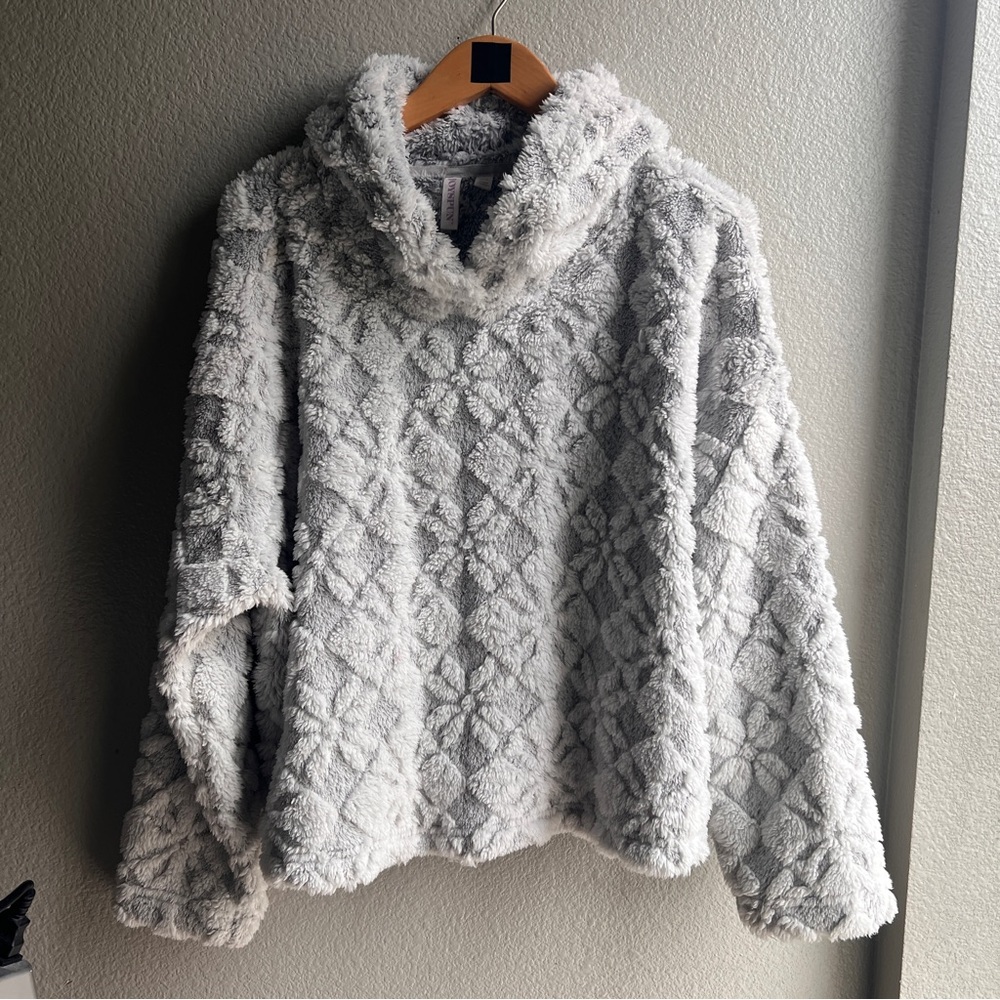 Joyspun Large 12-14 Girls Sweater Gray Hooded Fuzzy Fleece